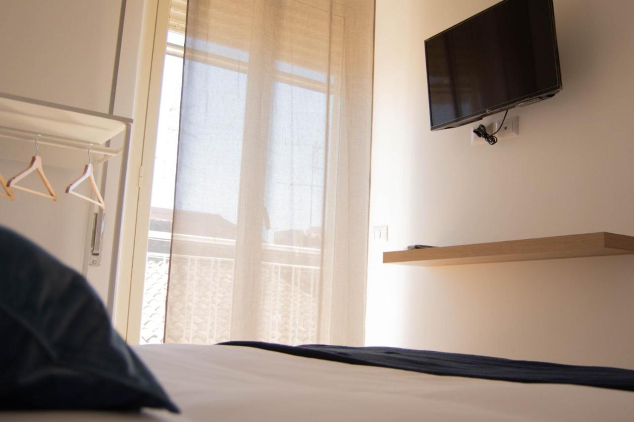 Casa Vacanze Caramagna 아치카스텔로 외부 사진