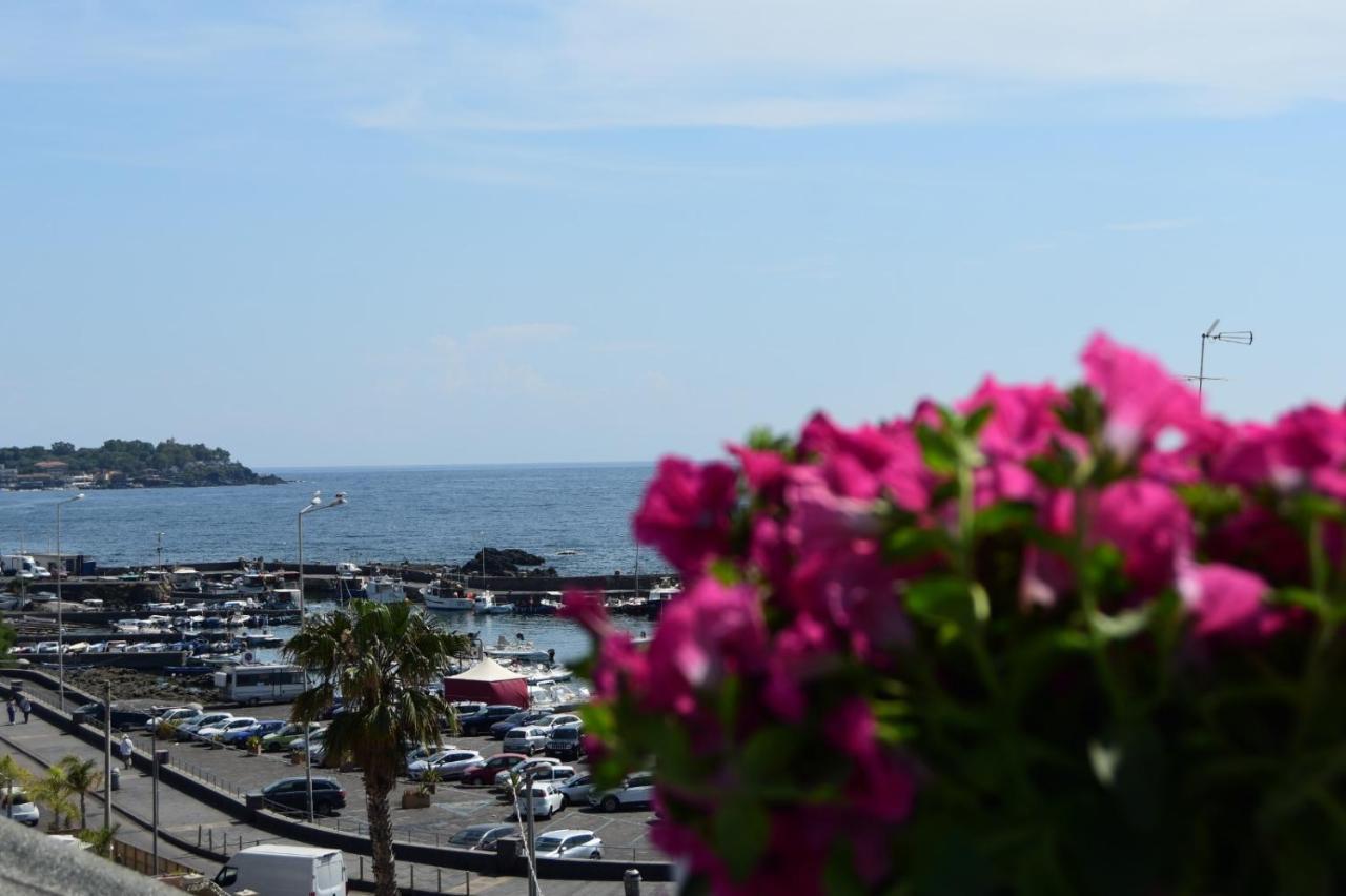 Casa Vacanze Caramagna 아치카스텔로 외부 사진